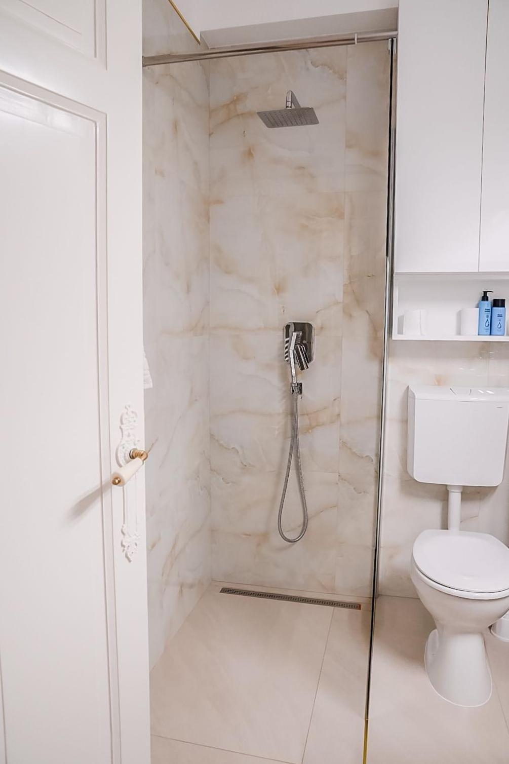 Glori Gold Apartaments Baia Mare Exteriör bild